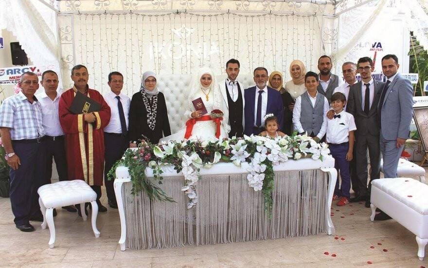 Türkyılmaz ve Akın aileleri akraba oldu