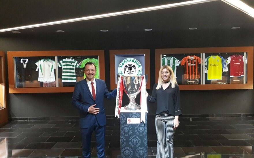 DÜNYAGÖZ’den Konyaspor jesti