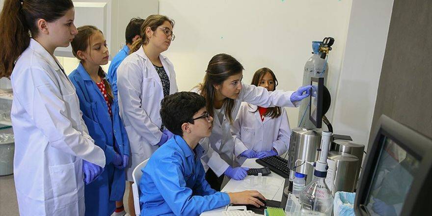 Genç Beyinlere "Milli İlaç" Eğitimi