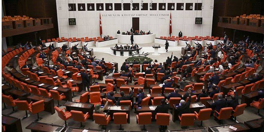 Meclis, İçtüzük Görüşmelerinden Sonra Tatile Giriyor