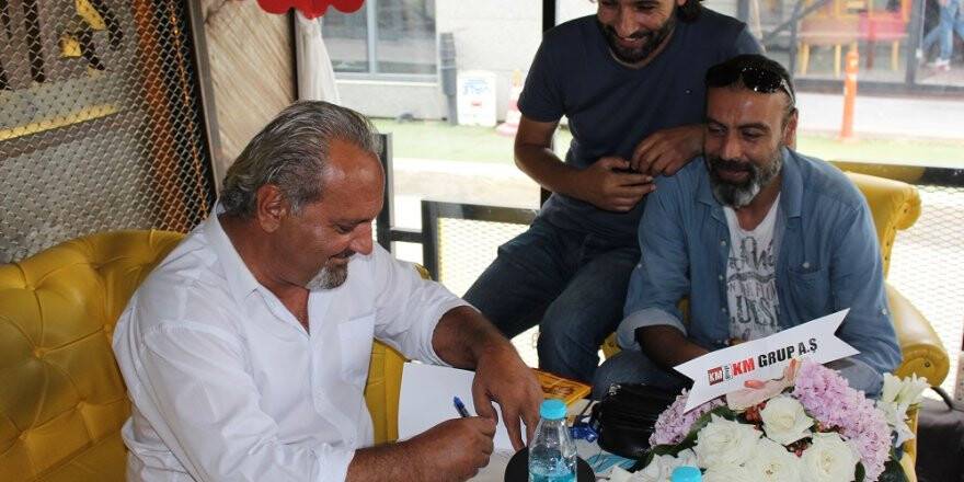 İbrahim İpbüker okurlarıyla buluştu