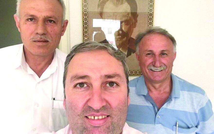 Tevfik Pekçak Mehmet Tekinler'le totem yapmış