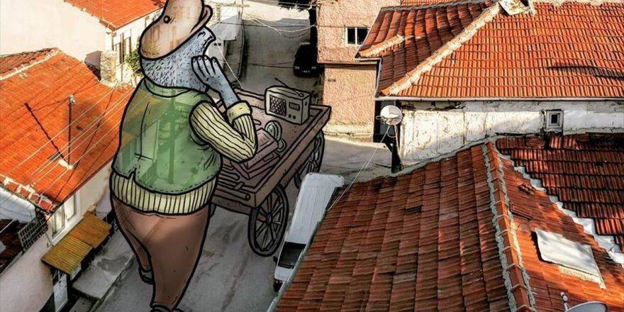 Şehrin Sokaklarını 'Lilliput'larla Tanıtıyor