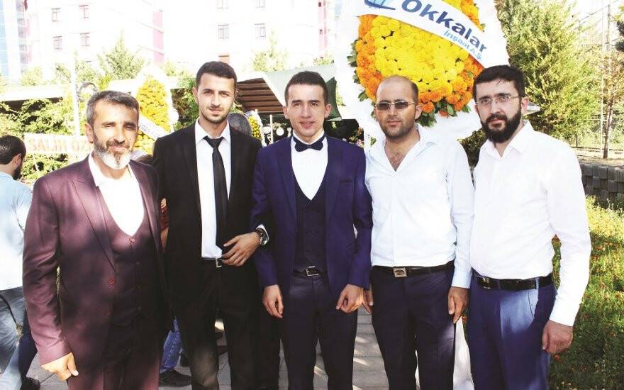 Ayşenur Türk ile Selman Dedeoğlu evlendi