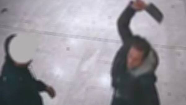 Almanya'da satırlı kayınvalide korkuttu!