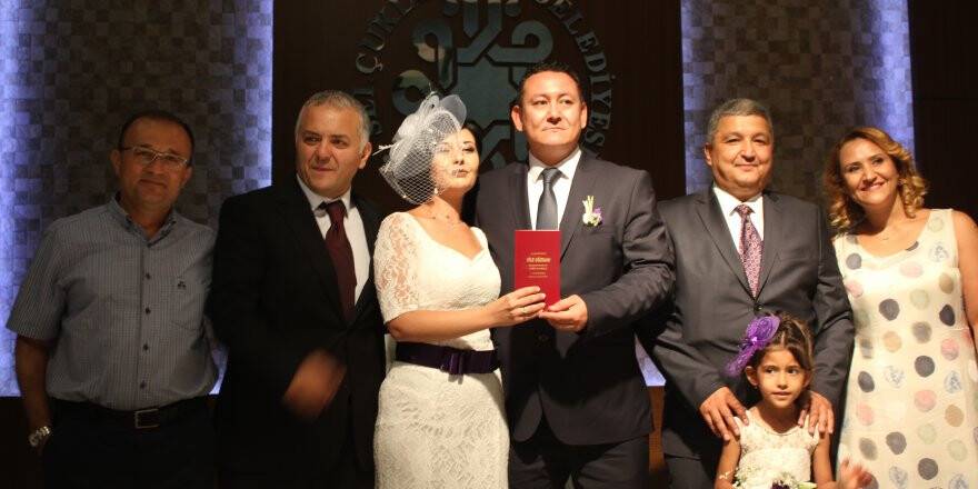 ESRA İLE CEM EVLENDİ