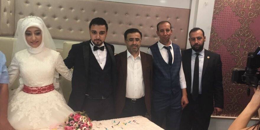 Milletvekili Ünal nikah şahidi oldu
