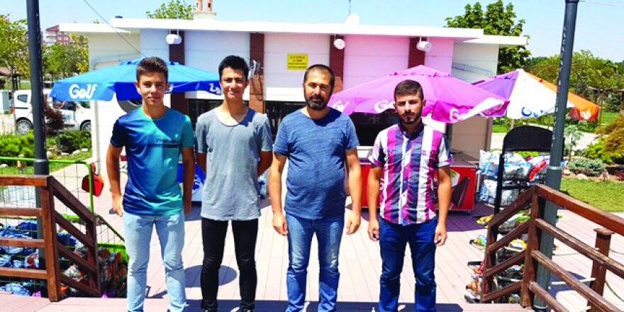 ŞEHİR PARKI COŞKUN BÜFE’NİN A TAKIMI BİR ARADA