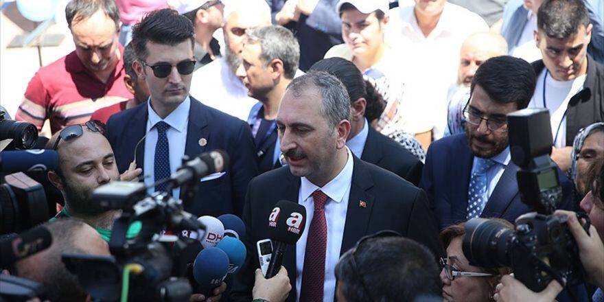 Adalet Bakanı Gül: Bu İfade Türkiye Cumhuriyeti Vatandaşına Yakışır Bir İfade Değil