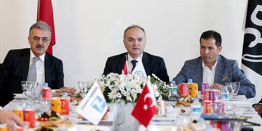 Bakan Özlü: Petrokimya Ürünlerinde Yaklaşık 11 Milyar Dolar İthalat Yapıyoruz