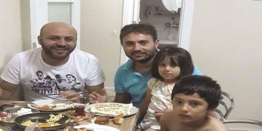 FEVZİ TEZCAN VE ERTAN GÜLPINAR SABAH KAHVALTISINDA