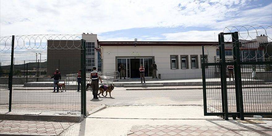 Fetö'nün 'Yargıtay İmamı' Kuseyri'nin Eşinden Müştekilere Tehdit