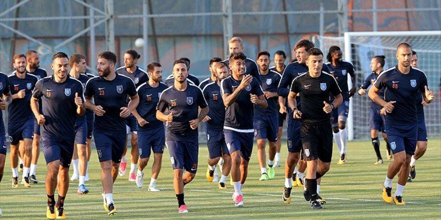 Medipol Başakşehir Zoru Başarmak İstiyor