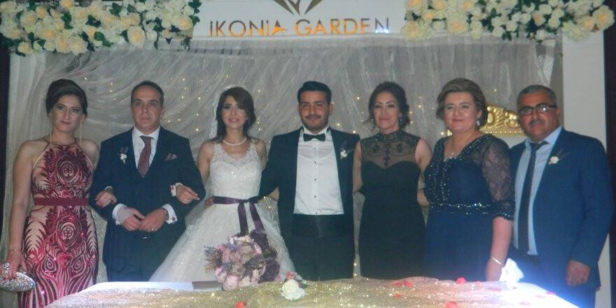 Zübeyde ile Erol dünya evine gidi