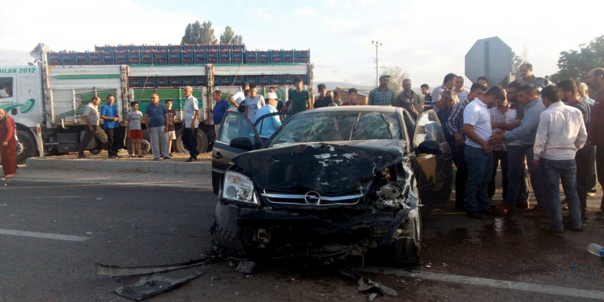 Konya'da Trafik Kazası: 8 Yaralı