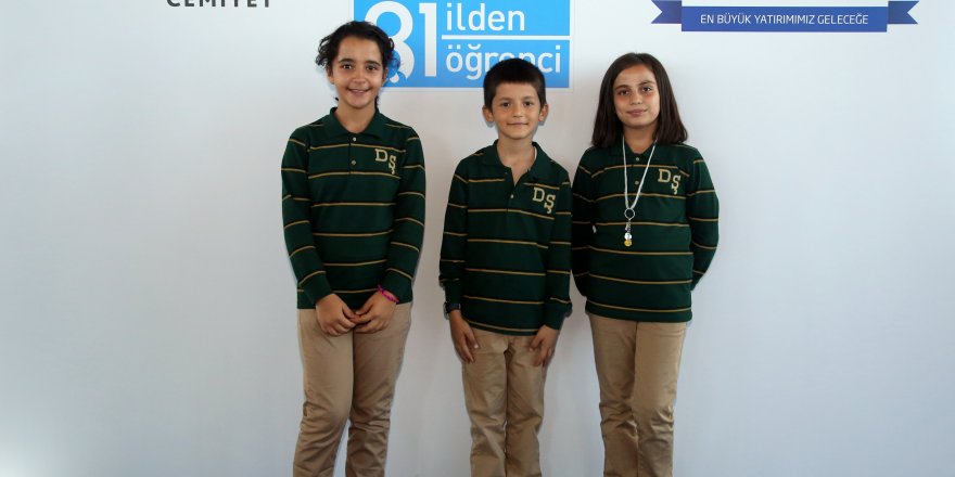 Konya’dan başarılı üç öğrenci İş Bankası desteğiyle Darüşşafaka’da