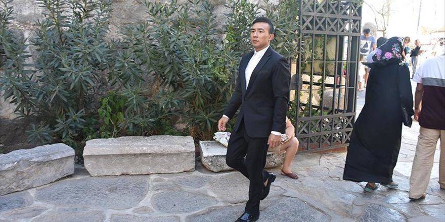 Çinli Televizyon Yıldızı Bodrum'da