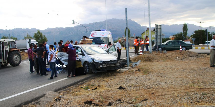 Konya'da Trafik Kazası: 6 Yaralı