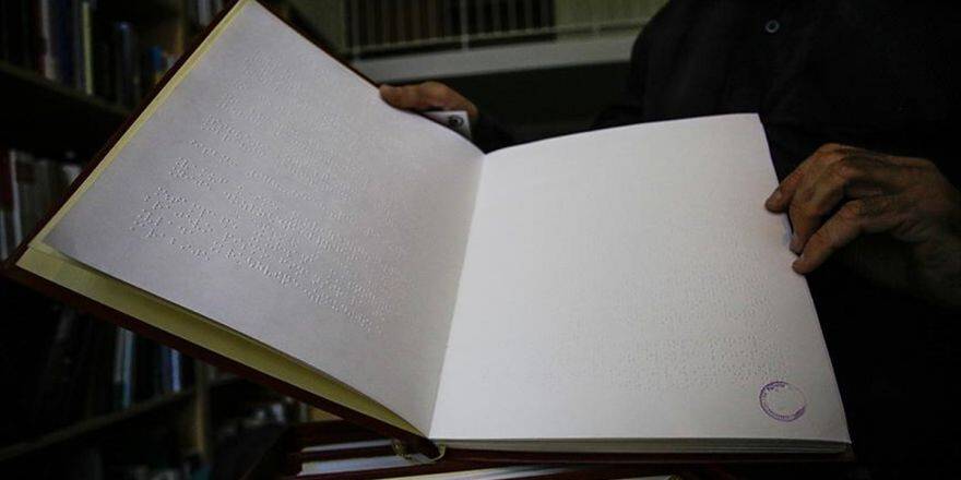 Bosna Hersek'teki Tek Görme Engelliler Kütüphanesi