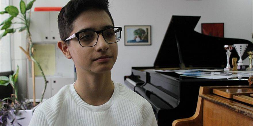 Üsküplü Genç Piyanistin Türkiye Sevgisi