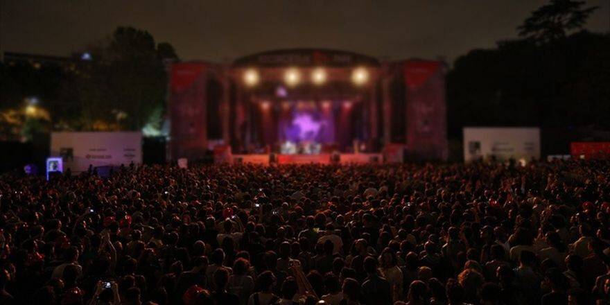 Dünyaca Ünlü Müzisyenler İstanbul'da Konser Verecek
