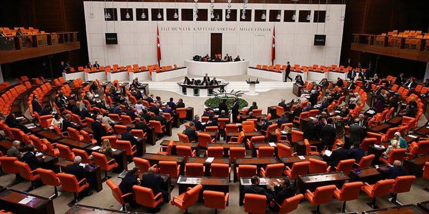 'İşçi Ve İşveren Arasındaki Arabuluculuk' Düzenlemesine İlişkin Tasarı Yasalaştı
