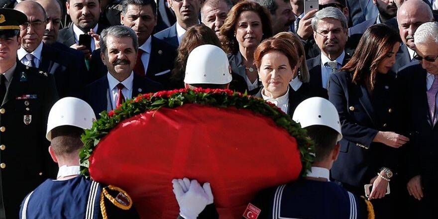 İyi Parti'den Anıtkabir Ve Hacı Bayram Ziyareti