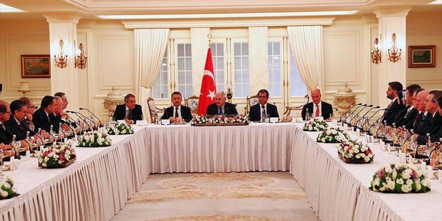 Başbakan Yıldırım Yeni Atanan Büyükelçileri Kabul Etti