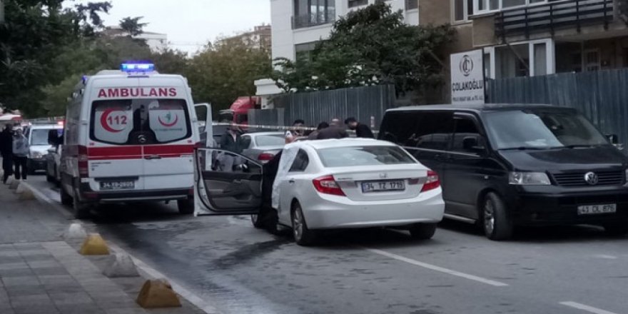 Kadıköy'de Bir Kadın Aracında Öldürüldü (VIDEO HABER)