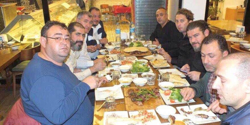 BÜLENT YILDIZ VE DOSTLARI KÖSEDAĞ KASAP RESTORAN’DA