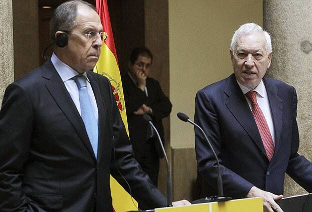 Lavrov ve Margallo Ukrayna'yı görüştü