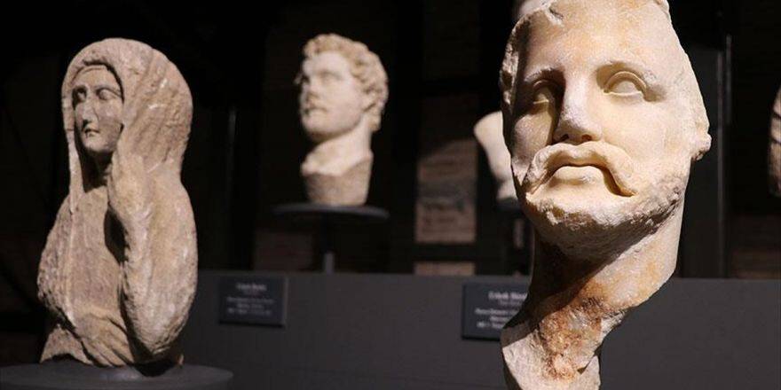 'Asırlık Fabrika'daki Tarihi Eserlere Yoğun İlgi