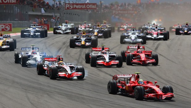 İstanbul'daki Formula1 yarışlarını 2 milyar kişi izleyecek