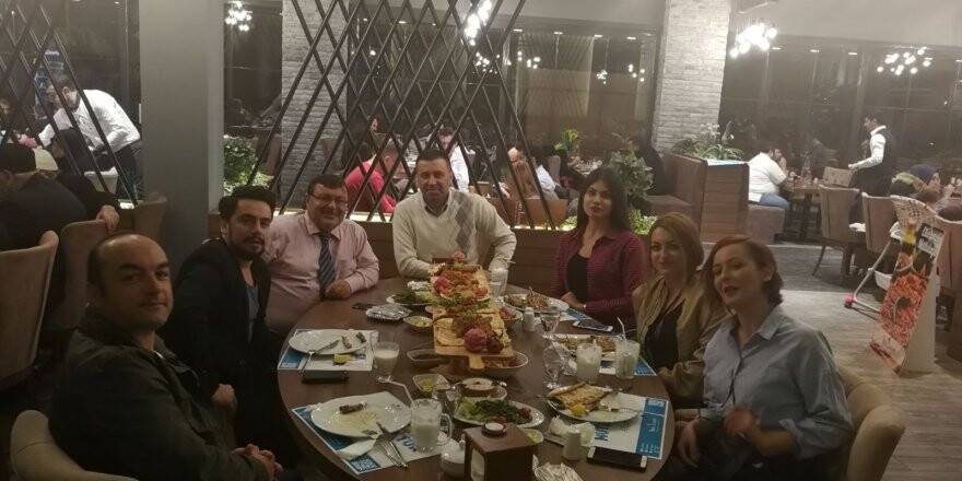 Kertenkele’nin “Hicabi”si  Dar-ı Lezzet Sarayı’nda