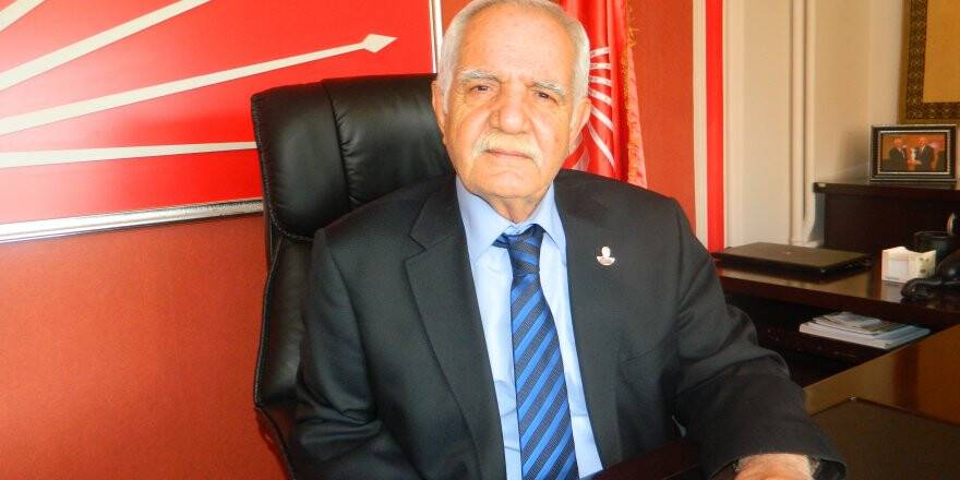 Ünal’dan, NATO skandalına tepki