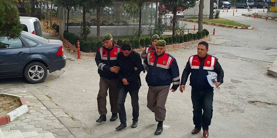 Hırsızlık için girdiği evin sahibinin 50 lirasını gasp eden şahıs tutuklandı
