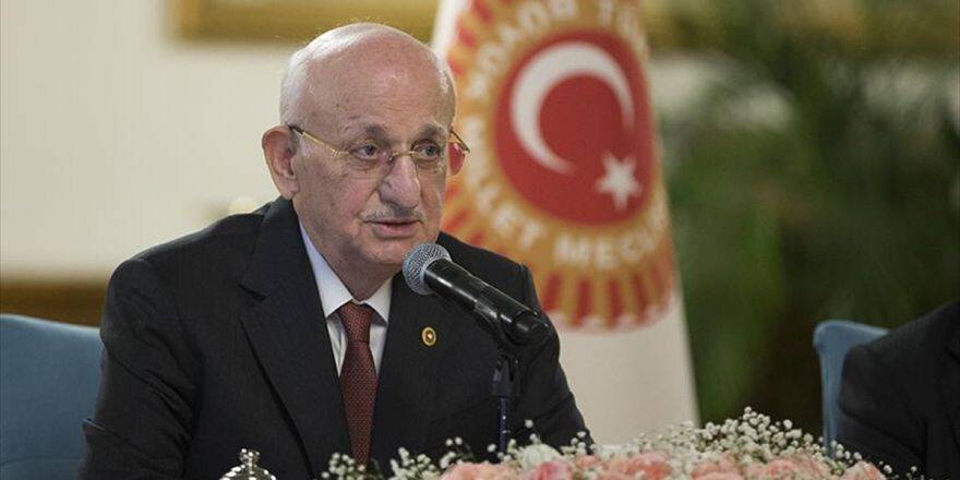 Tbmm Başkanı Kahraman 81 İlden Gelen Öğretmenleri Kabul Etti