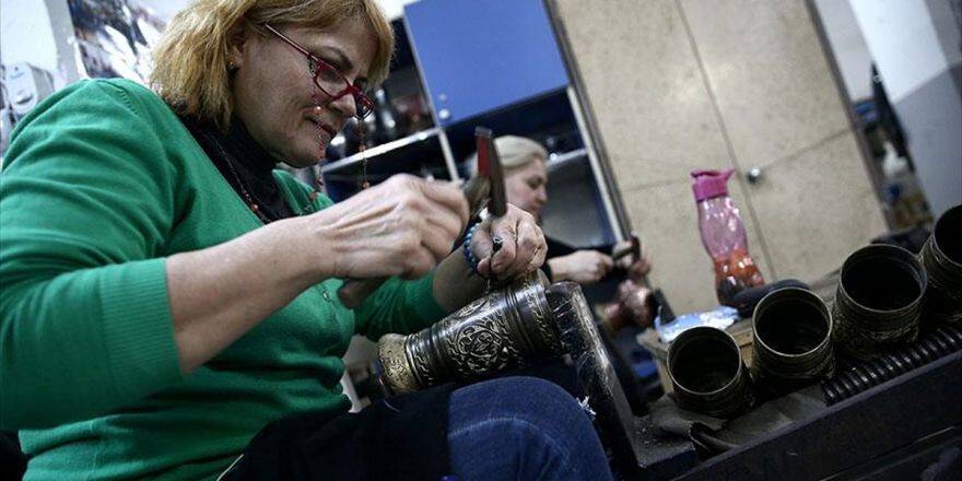 'Bakırcılık Erkek Mesleğidir' Görüşünü Yıktılar