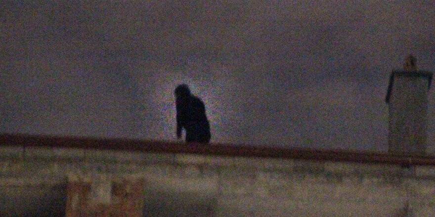 İkinci kez intihara teşebbüs eden şahsı polis ikna etti