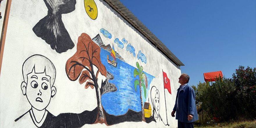 'Picasso Mustafa' Köyünü Sanat Galerisine Dönüştürdü