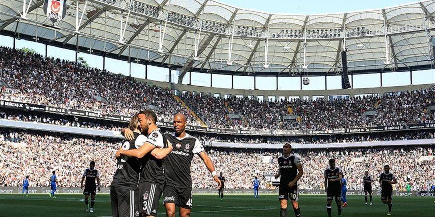 Beşiktaş Derbide İlk Peşinde