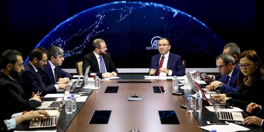 O pis kokuyla Türkiye'yi de kokutmaya gayret ediyor