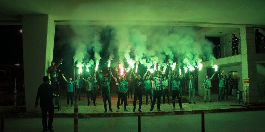 Bursaspor kafilesi Konya'ya geldi