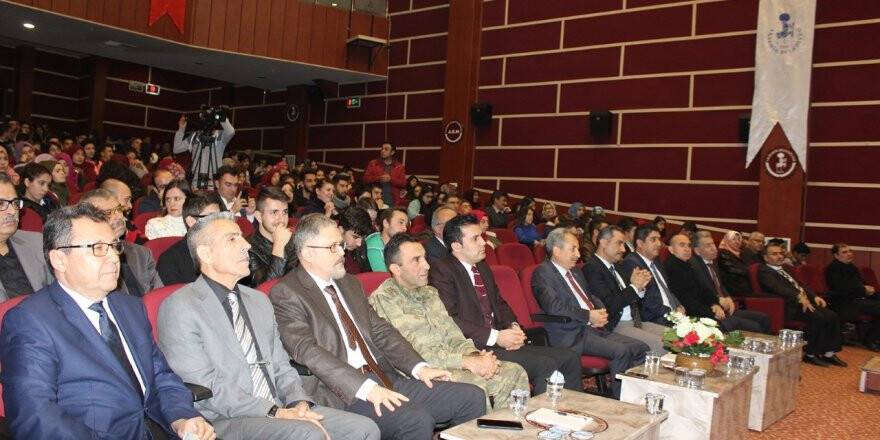Akşehir’de Mevlana anlatıldı