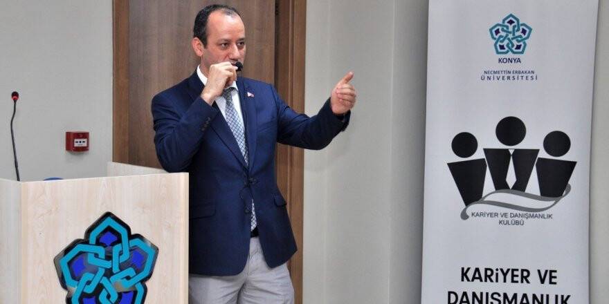 TÜBİTAK Uzay Enstitüsü Müdürü Lokman Kuzu NEÜ’de öğrencilerle buluştu