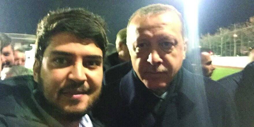 EMRE GÜNEYSU’NUN REİS’LE ÖZÇEKİMİ