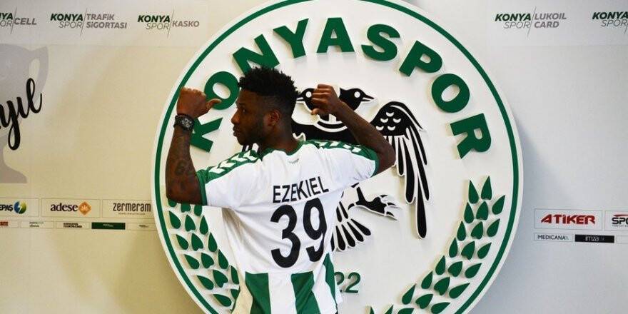 Konyaspor'da ilk yolcu Ezekiel oldu