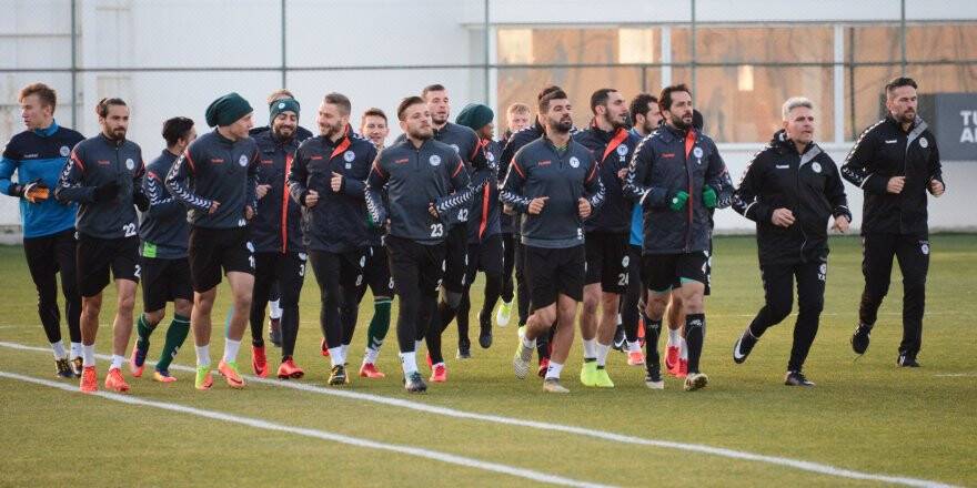 Konyaspor, Fenerbahçe maçı hazırlıklarını sürdürdü 