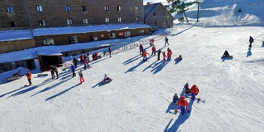 Kartalkaya Kayak Merkezindeki Otellerde Doluluk Yüzde 100'e Ulaştı