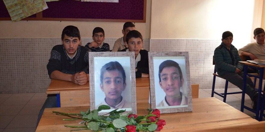 Yangında Ölen Arkadaşlarını Unutmadı